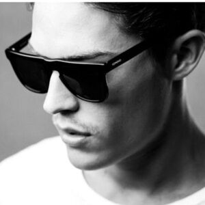 Komono sunglasses Bennet glossy black NEW square